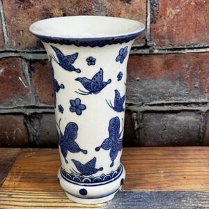 Vtg Seymour Mann China‎ Blue Porcelain Vase Blue White Butterfly Hand Painted